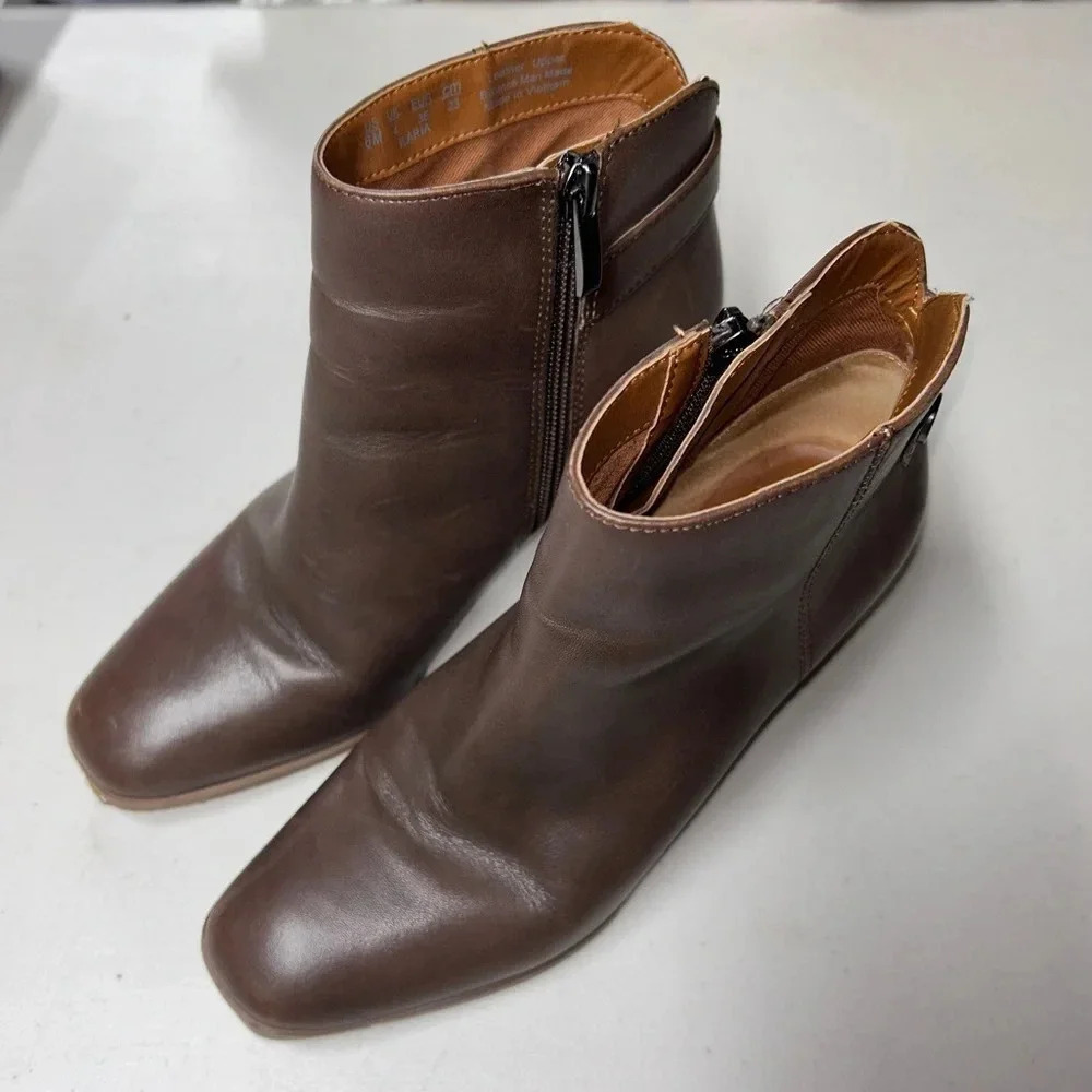 Franco Sarto Ilaria Heeled Leather Brown Booties Women’s 6M - Picture 3 of 11
